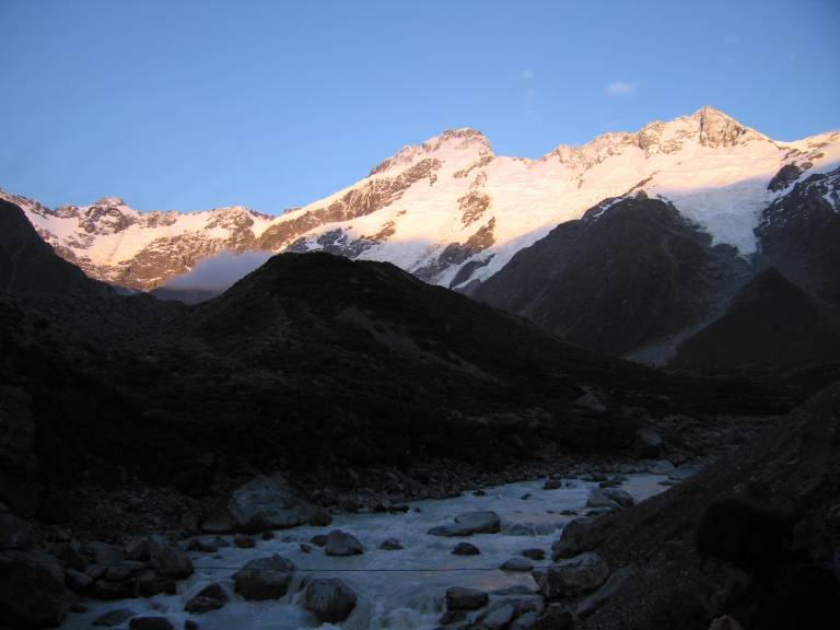 1625 - Naechster Morgen Aufbruch zum Ball Pass Trek.JPG
